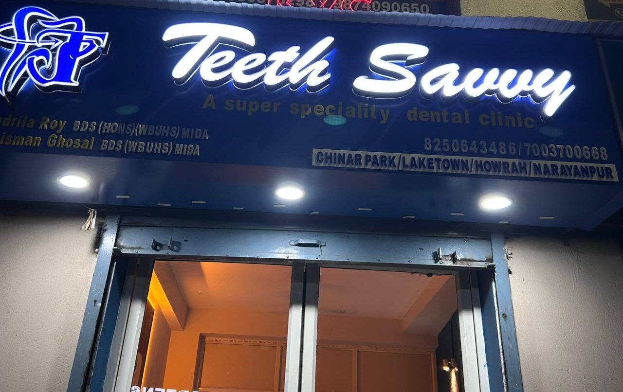 You are currently viewing Why ignoring tooth sensitivity can damage teeth? as explained by best dental clinic in chinar park